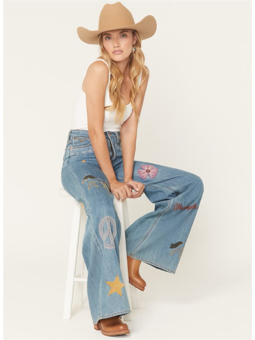 Like New Wrangler X Lainey Wilson High Rise Jeans